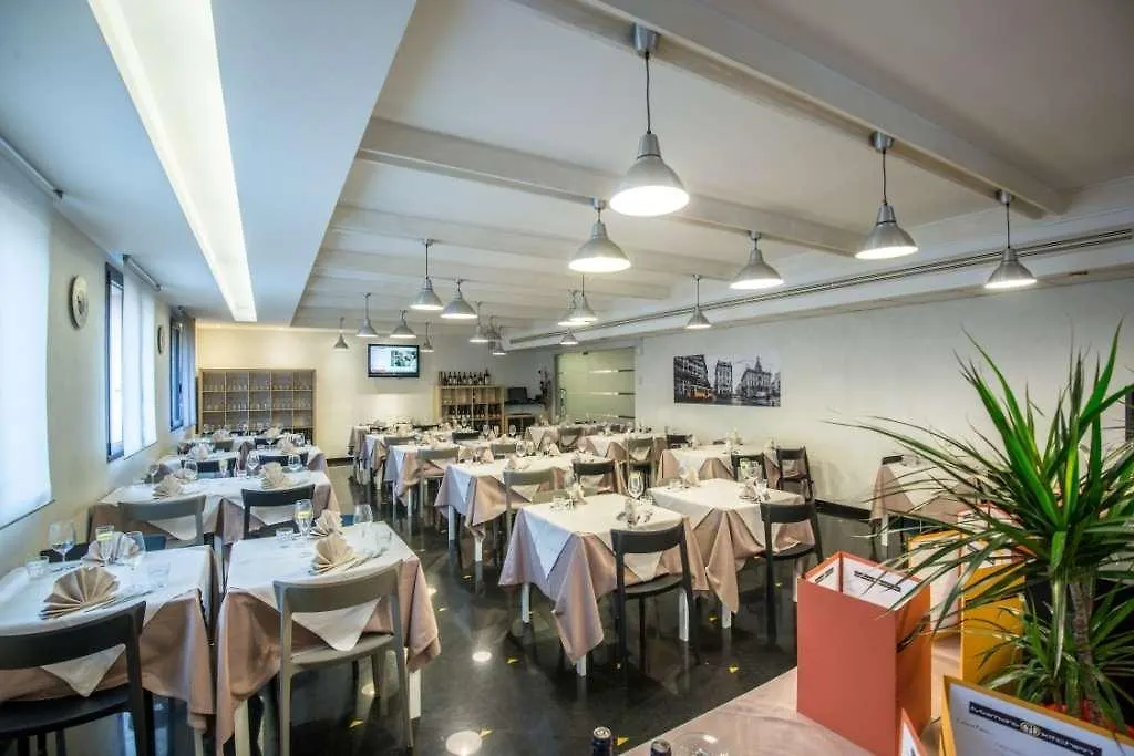 As Hotel Cambiago
