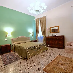 Chandeliers Italie