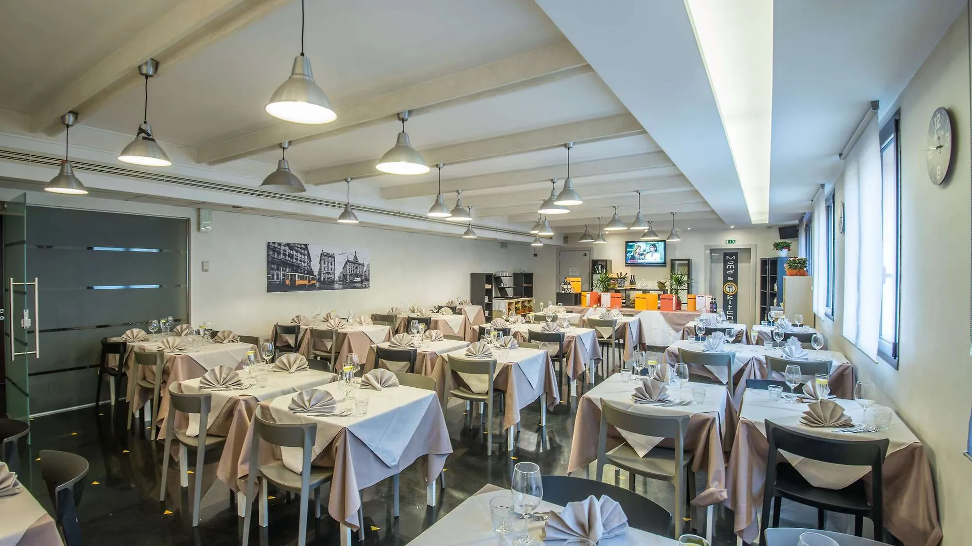 As Hotel Cambiago